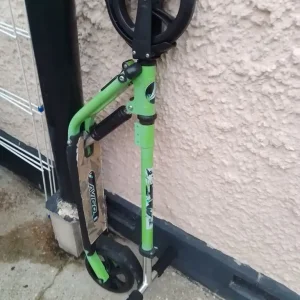 Adult fold up scooter in new condition - Image 8