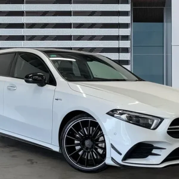 2022 Mercedes-Benz A35 4Matic AMG Edition 5-door Hatchback