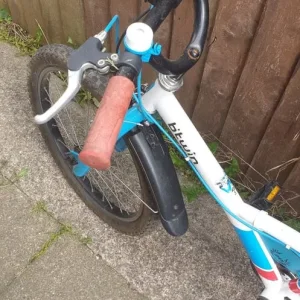 HIS N HERS 19INCH CHILDREN'S BIKES - Image 2