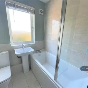 3 bedroom terraced house in Purcell Road, Exeter, Devon - Image 4