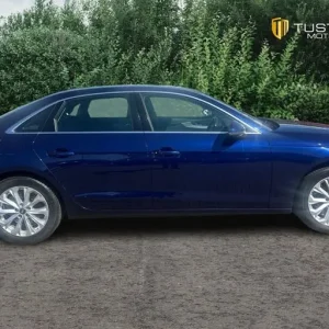 2022 Audi A4 2.0 TFSI 35 Technik 4-door Saloon - Image 8
