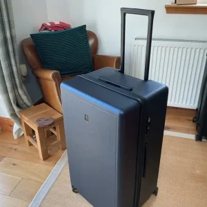 Large blue Level 8 suitcase
