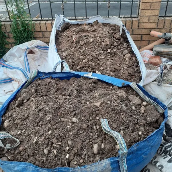 Topsoil – 1.5 Ton, Clayey, Free