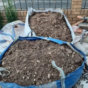 Topsoil – 1.5 Ton, Clayey, Free