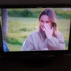 26 Inch Samsung TV - Image 3