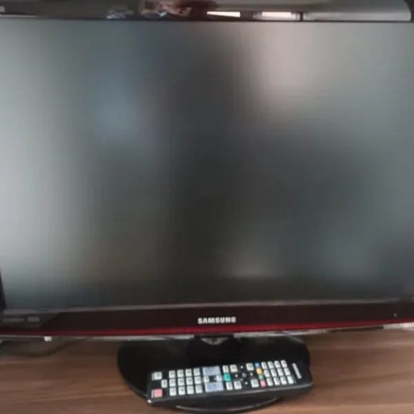 26 Inch Samsung TV