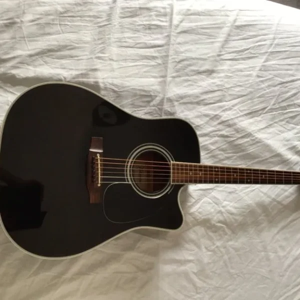 Takamine 341SC guitar