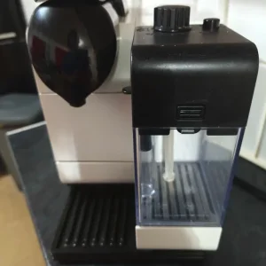 DeLonghi Nespresso coffee machine - Image 2