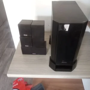 Pioneer subwoofer and 5 small drivers - Image 2