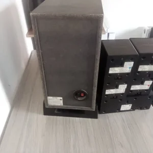 Pioneer subwoofer and 5 small drivers - Image 5