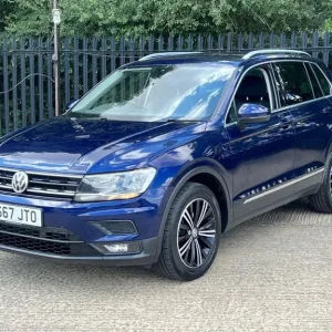 2017 Volkswagen Tiguan 2.0 TDI SE Navigation DSG 4Motion Euro 6 (s/s) 5dr Estate Diesel Automatic