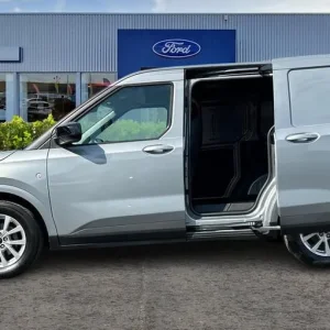 2024 Ford Transit Courier Limited 1.0 EcoBoost - Image 6