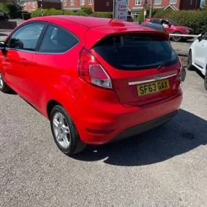 2013 Ford Fiesta ZETEC Hatchback Petrol Manual - Image 4