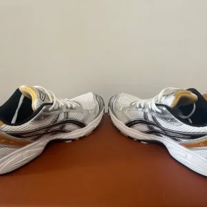 Asics Gel Kayano running shoes - Image 2