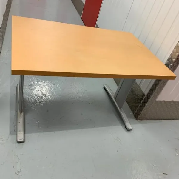 Fold out desk