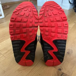 Nike Air Max 90 trainers size 2.5 - Image 6
