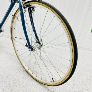 RIDGEBACK Bespoke Road Bike Size 54 cm 18 Speed - Image 8