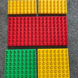 5 x Lego Duplo building base plates various sizes - Image 8