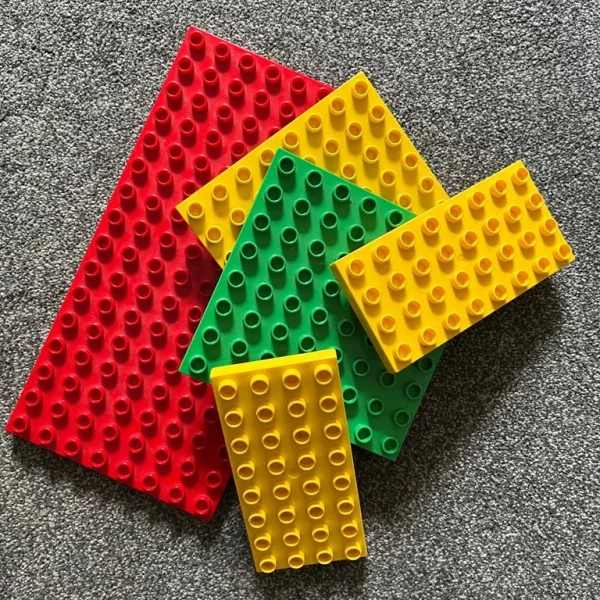 5 x Lego Duplo building base plates various sizes