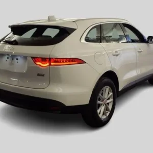 2016 Jaguar F-Pace 2.0 D180 Prestige AWD Estate - Image 6