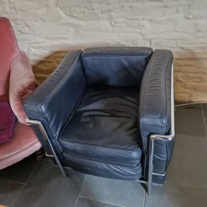 Corbusier cube leather and chrome chair