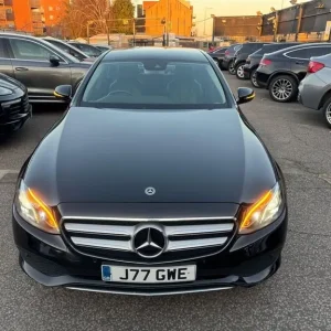 2017 Mercedes-Benz E-Class 2.0d SE G-Tronic+ Euro 6 4dr Saloon - Image 4