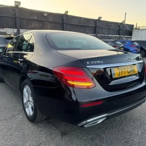 2017 Mercedes-Benz E-Class 2.0d SE G-Tronic+ Euro 6 4dr Saloon - Image 6