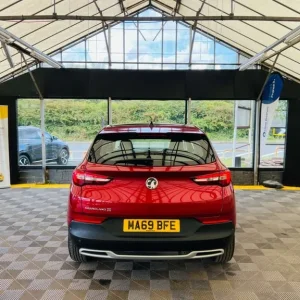 2020 Vauxhall Grandland X 1.2 Elite Nav 5-door SUV - Image 6
