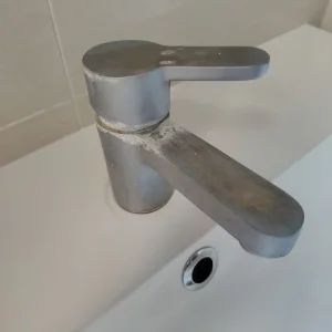 IKEA Godmorgon Vanity Basin and Tap - Image 4