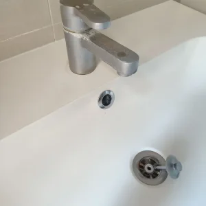 IKEA Godmorgon Vanity Basin and Tap - Image 6
