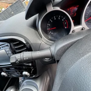 2013 Nissan Juke 1.6L hatchback - Image 8