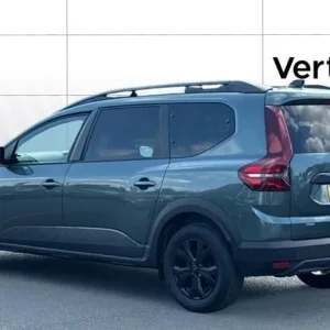 2025 Dacia Jogger 1.6 HEV Extreme 5dr Auto Hybrid Estate - Image 2