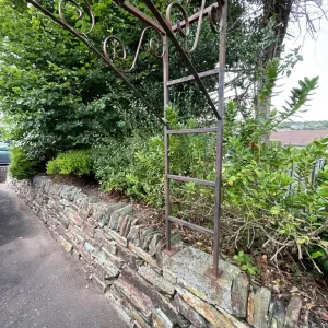 Steel garden arch - Image 5