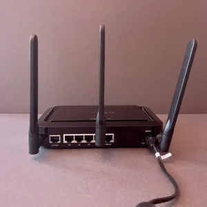 SonicWall SOHO W wireless firewall router - Image 3