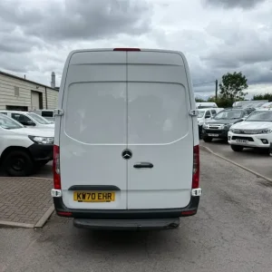 2021 Mercedes-Benz Sprinter 315 CDI Progressive L3 LWB EU6 Panel Van - Image 8