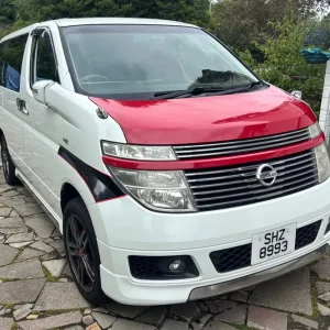 2002 Nissan Elgrand E51 3.5l LPG 7-seater auto
