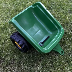 Kids John Deere Tractor and Trailer - Image 3