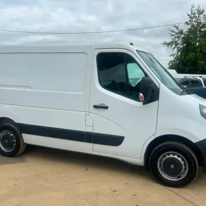 2020 Vauxhall Movano 2.3 CDTi 3500 BiTurbo Edition Panel Van - Image 2