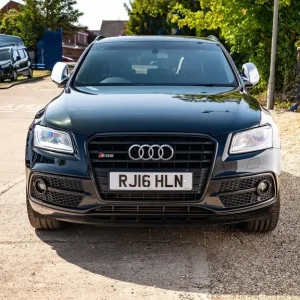 2016 Audi SQ5 3.0L Diesel V6 Plus Estate - Image 2