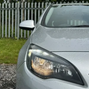 VAUXHALL ASTRA 1.7 CDTi ecoFLEX Exclusiv 2013 - Image 4