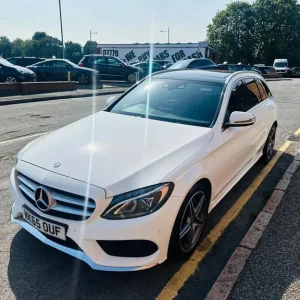 2015 Mercedes-Benz C-Class 2.1 C250d AMG Line Estate - Image 5