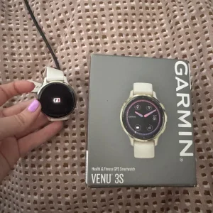 Garmin VENU 3S smartwatch - Image 2