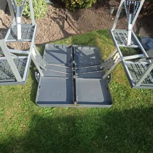 Folding camping picnic table and chairs - Image 6