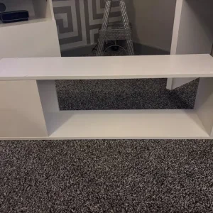 White tv unit
