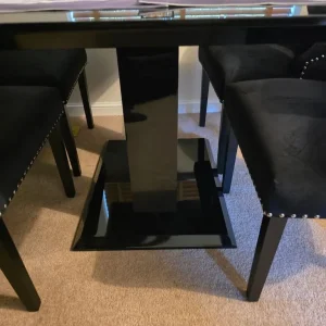 Belgravia Dining Table and 4 Black Velvet Chairs - Image 3