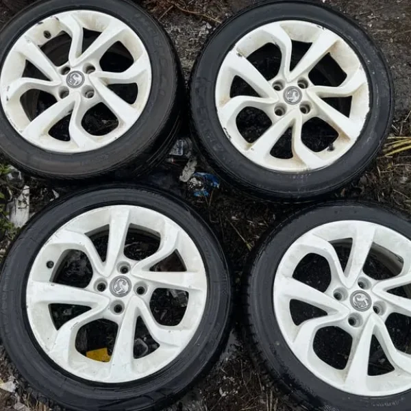 Vauxhall Corsa 16” white alloy wheels