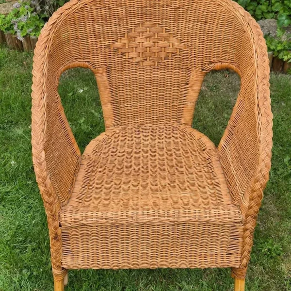 Wicker chair in natural finish