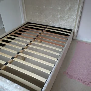 King-size Velour Effect Bed Frame - Image 2