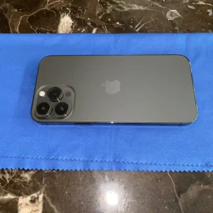 iPhone 13 Pro Max 1TB 99% battery health - Image 2