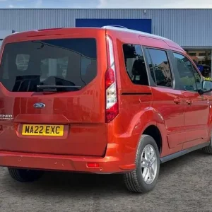 2022 Ford Tourneo Connect 1.5 EcoBlue 120 Titanium 5dr Powershift AUTO Estate Diesel Automatic - Image 4